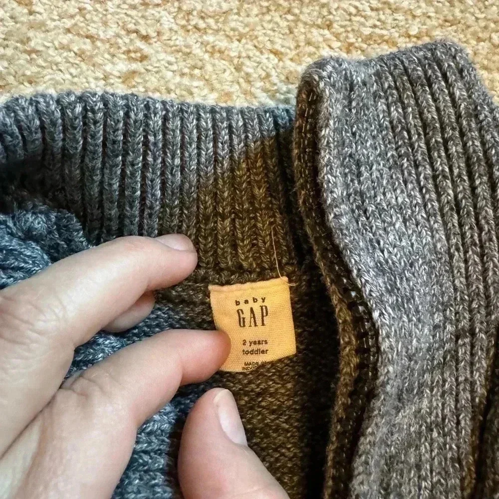 GAP Zip up Knitwear